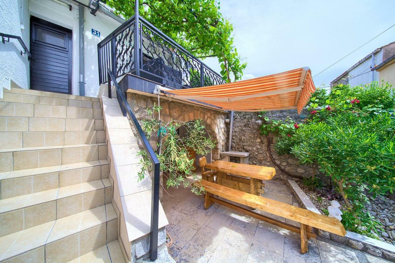 Holiday Home Traum Đảo Krk Ngoại thất bức ảnh